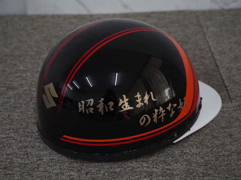 ヘルメットの塗装事例37