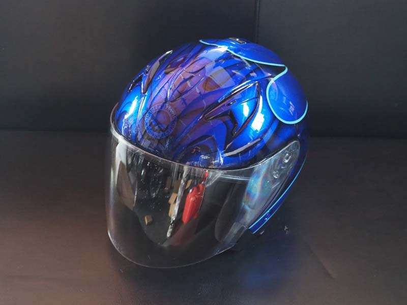 ヘルメットの塗装事例5